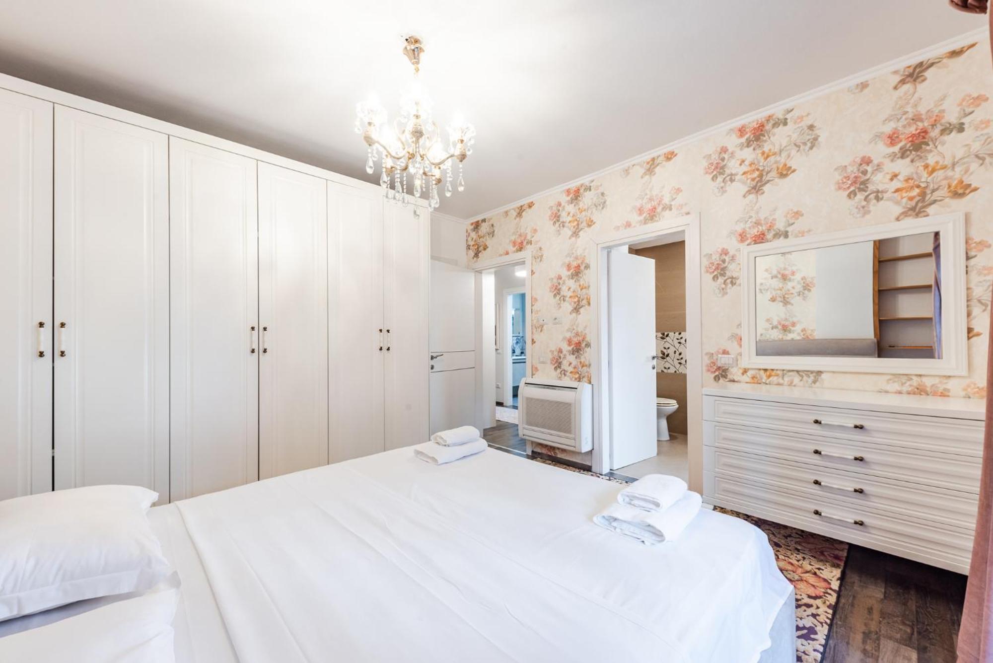 Apartment Sisi's Luxury Grand Park Of